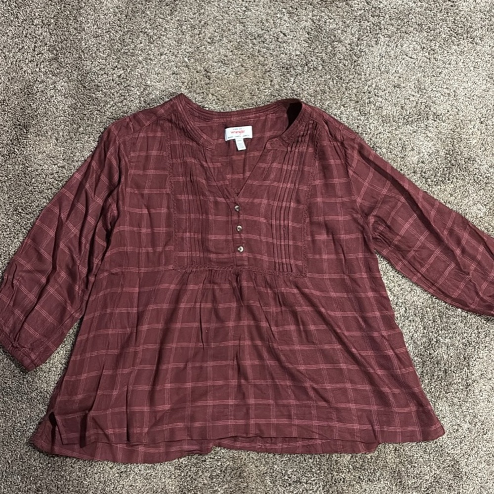 Wrangler Women's Burgundy Plaid Blouse size L